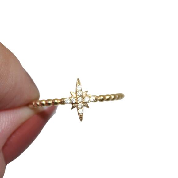 14k Solid Gold Stacking Star Ring 1.47 Grams Size 7.5 - Picture 8 of 9